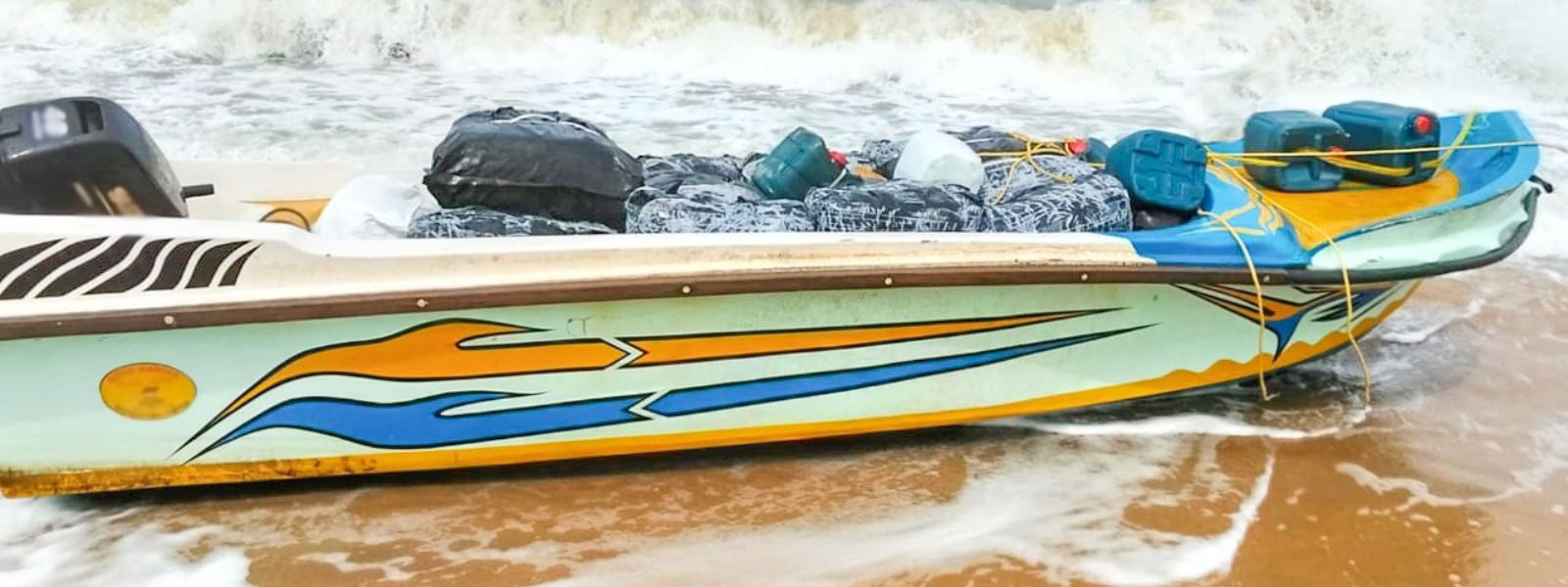 Navy Nets Nearly a Tonne of Kendu Leaves